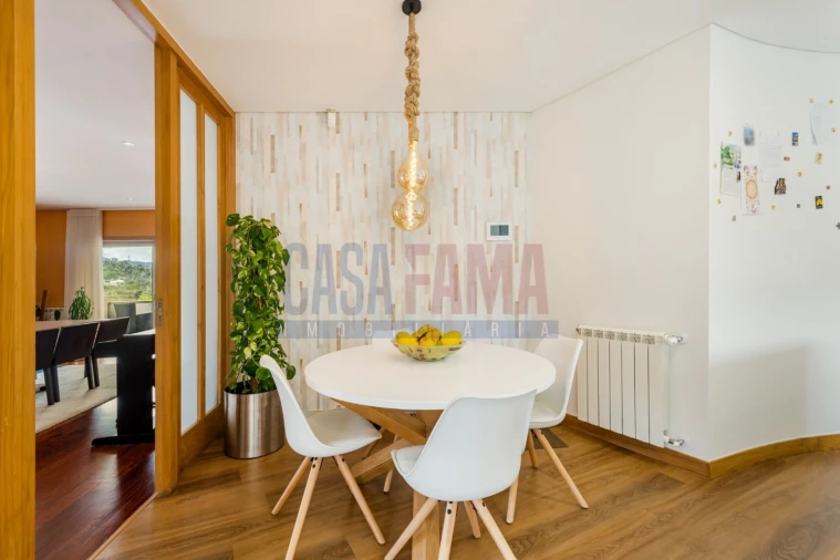 Moradia T6 para Venda em Santa Lucrécia de Algeriz e Navarra Foto 15