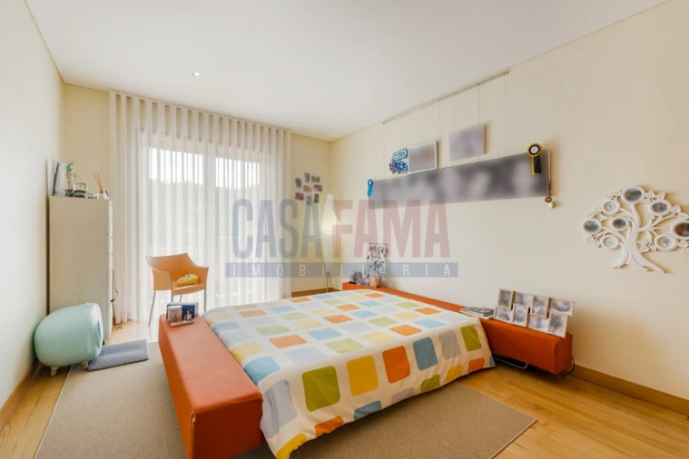 Moradia T6 para Venda em Santa Lucrécia de Algeriz e Navarra Foto 29