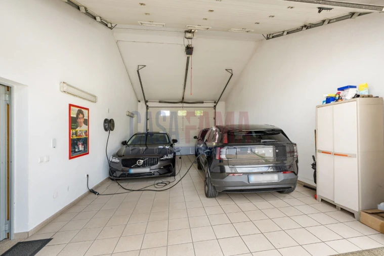 Moradia T6 para Venda em Santa Lucrécia de Algeriz e Navarra Foto 52