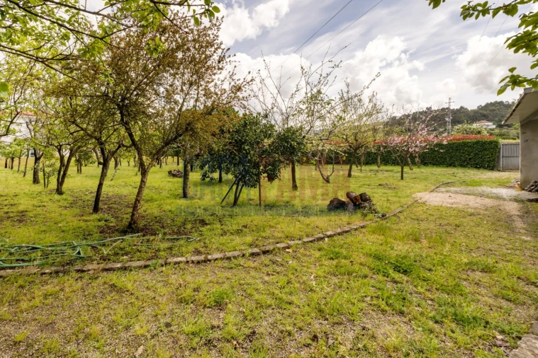 Moradia T6 para Venda em Santa Lucrécia de Algeriz e Navarra Foto 57