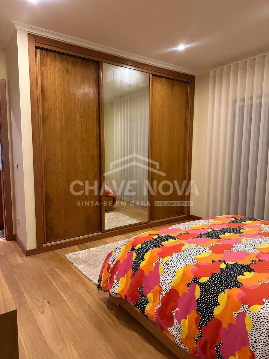 Moradia T3 para Venda em Alquerubim Foto 10