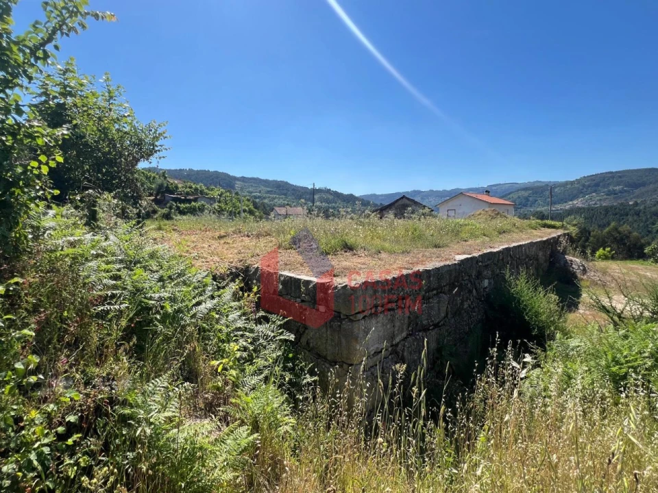 Moradia T6 para Venda em Britelo, Gémeos e Ourilhe Foto 9