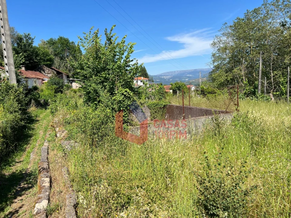 Moradia T6 para Venda em Britelo, Gémeos e Ourilhe Foto 6