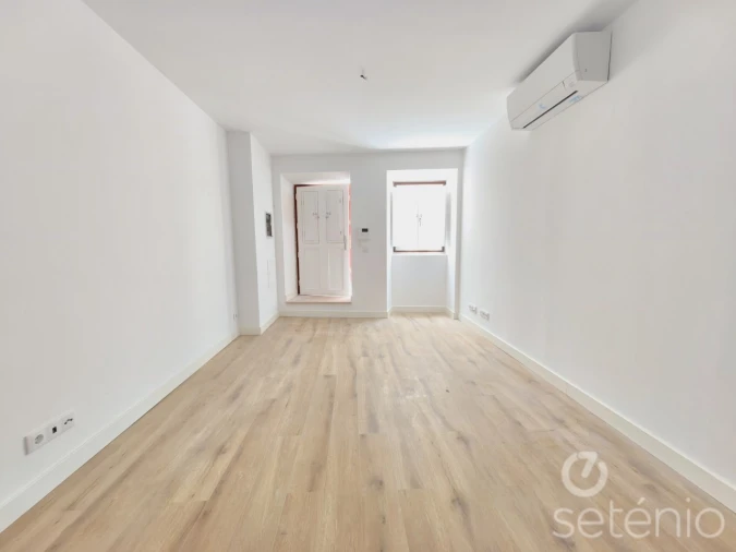 Apartamento T1 para Venda em Santo António Foto 6