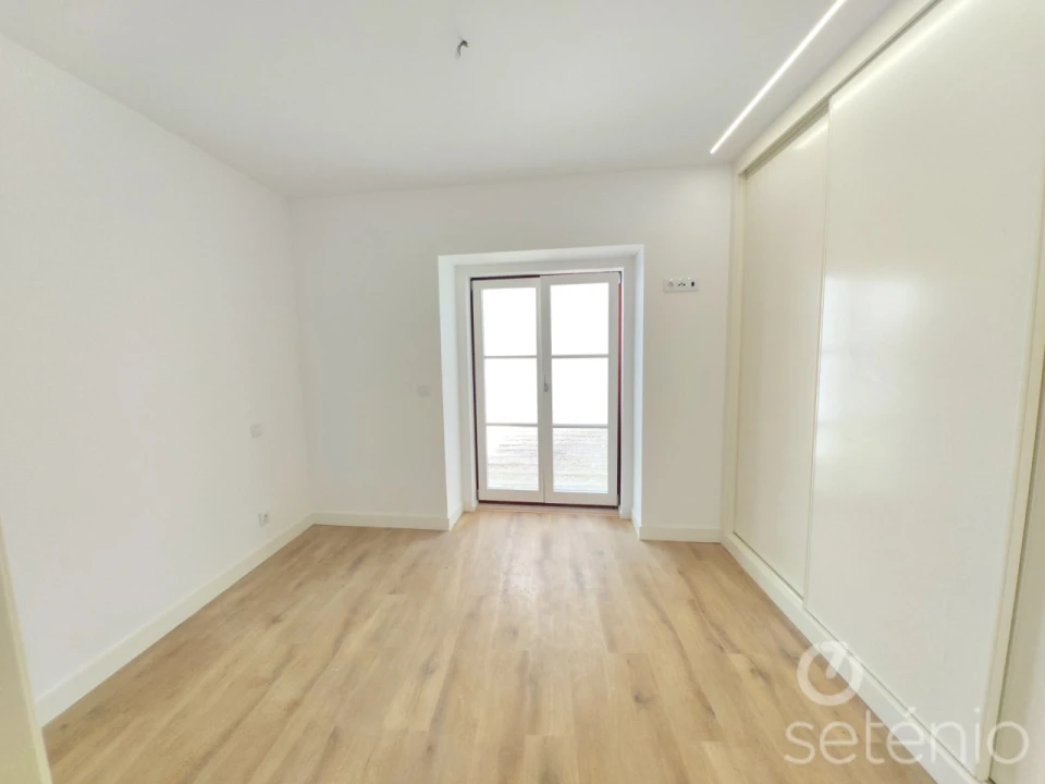 Apartamento T1 para Venda em Santo António Foto 4