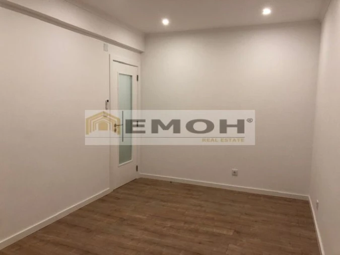 Apartamento T2 para Venda em Falagueira-Venda Nova Foto 3