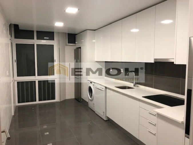 Apartamento T2 para Venda em Falagueira-Venda Nova Foto 2