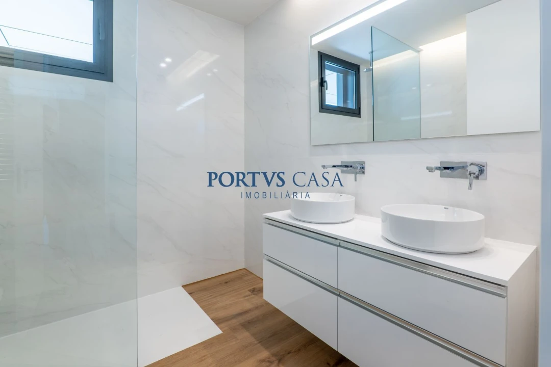 Apartamento T2 para Venda em Mafamude e Vilar do Paraíso Foto 15