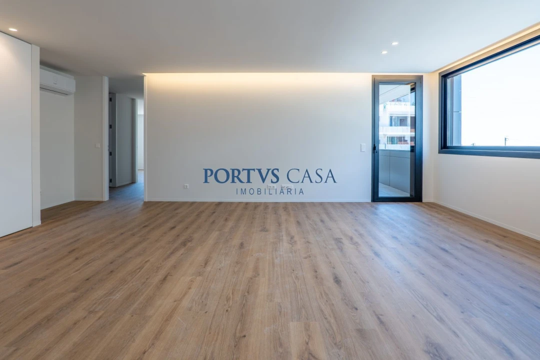 Apartamento T2 para Venda em Mafamude e Vilar do Paraíso Foto 6