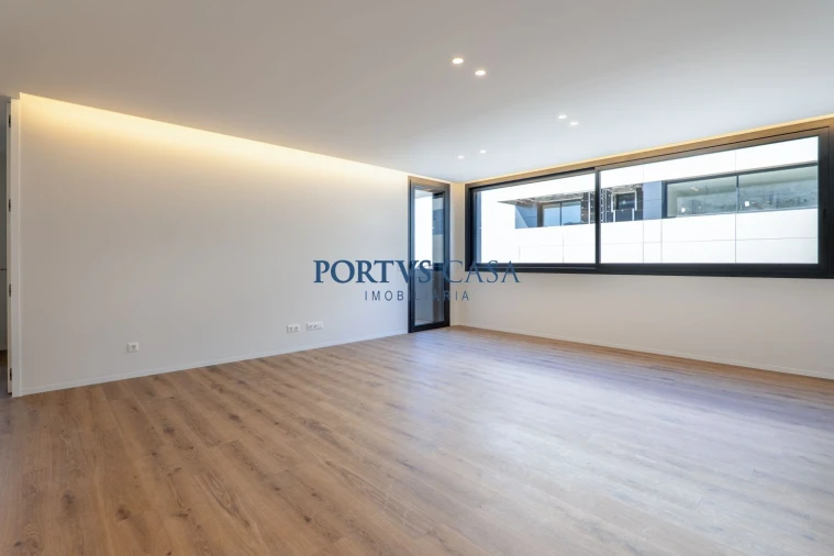 Apartamento T2 para Venda em Mafamude e Vilar do Paraíso Foto 4