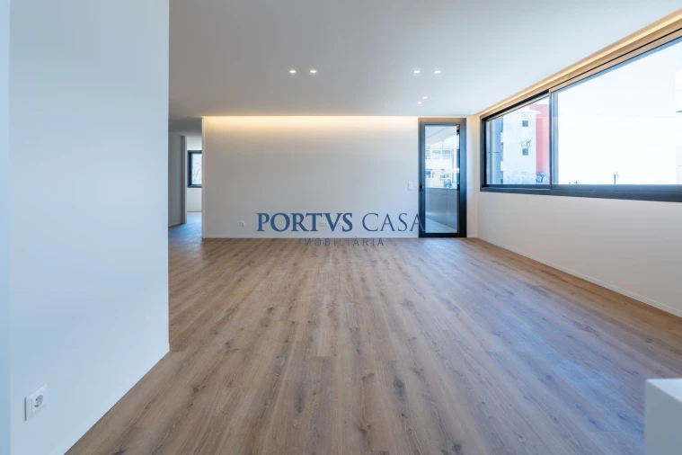 Apartamento T2 para Venda em Mafamude e Vilar do Paraíso Foto 5