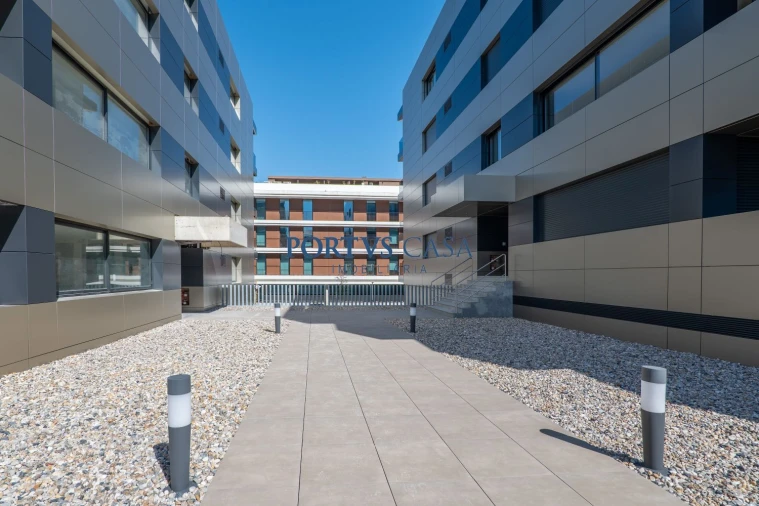 Apartamento T2 para Venda em Mafamude e Vilar do Paraíso Foto 20