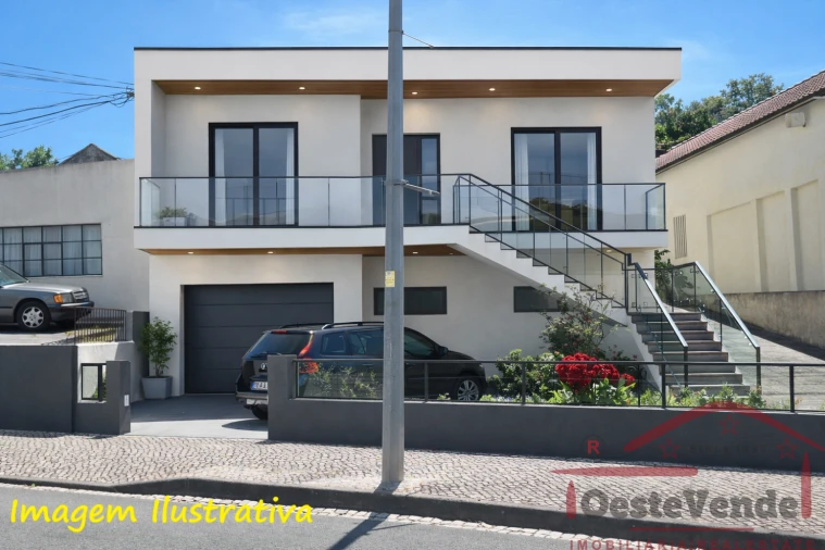 Moradia T3 para Venda em Cadaval e Pêro Moniz Foto 1