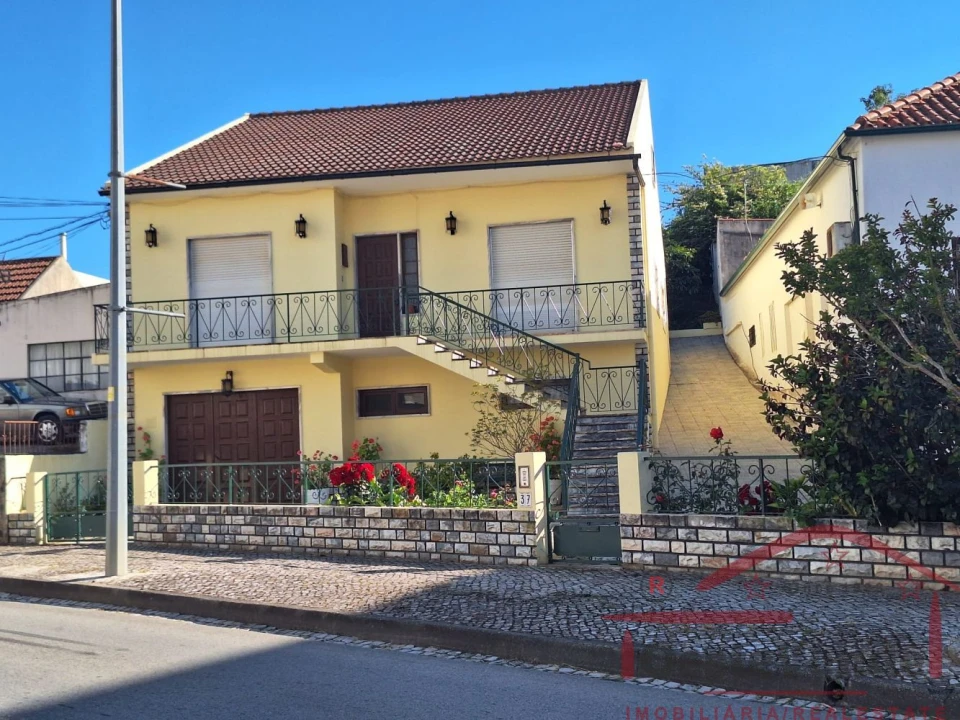 Moradia T3 para Venda em Cadaval e Pêro Moniz Foto 55