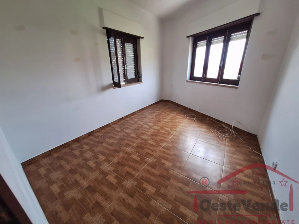 Moradia T3 para Venda em Roliça Foto 10