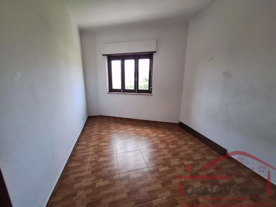 Moradia T3 para Venda em Roliça Foto 8