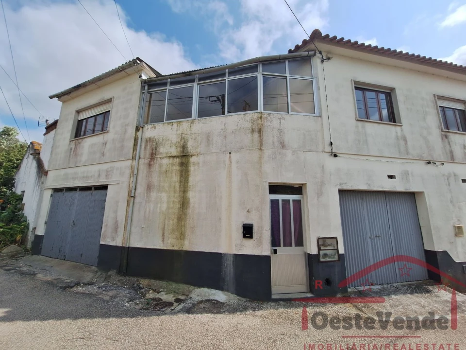 Moradia T3 para Venda em Roliça Foto 1