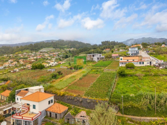 Terreno para Venda em Canhas Foto 13