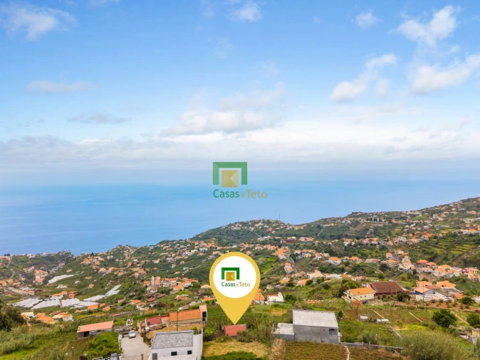 Terreno para Venda em Canhas Foto 4