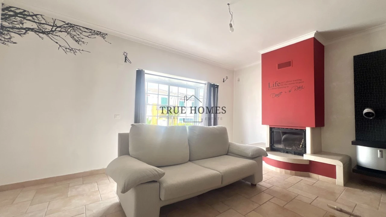 Moradia T4 para Venda em Santo Antonio da Charneca Foto 8