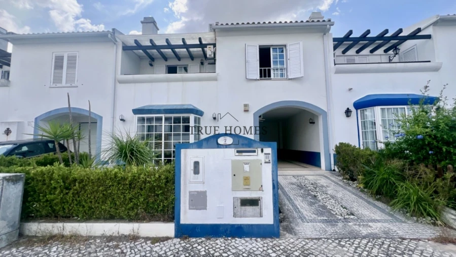 Moradia T4 para Venda em Santo Antonio da Charneca Foto 2