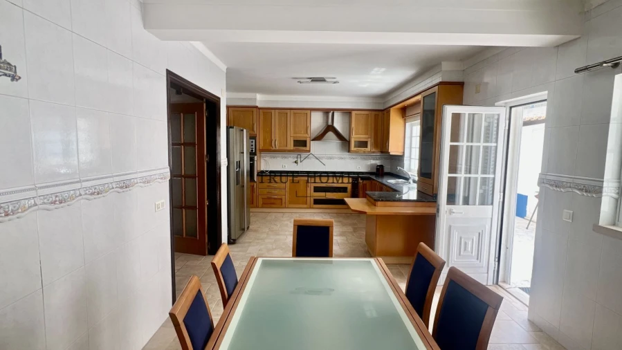 Moradia T4 para Venda em Santo Antonio da Charneca Foto 17