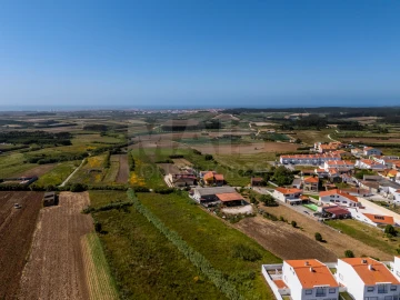 Terreno para Venda em Atouguia da Baleia