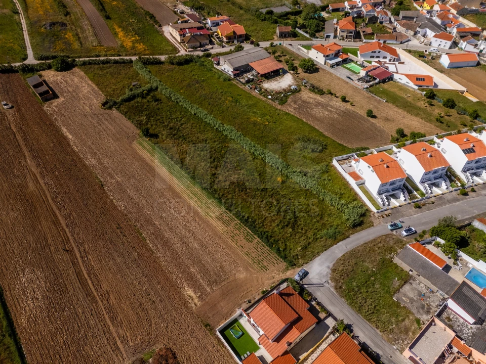 Terreno para Venda em Atouguia da Baleia Foto 12