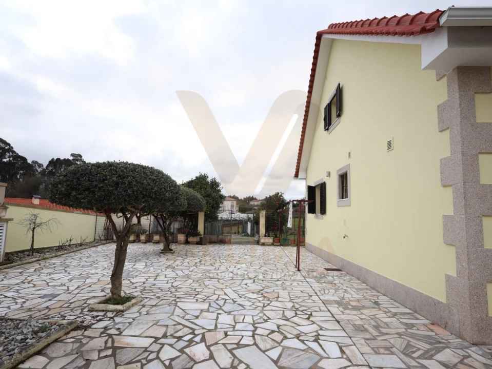 Moradia T4 para Venda em Ardegão, Freixo e Mato Foto 44