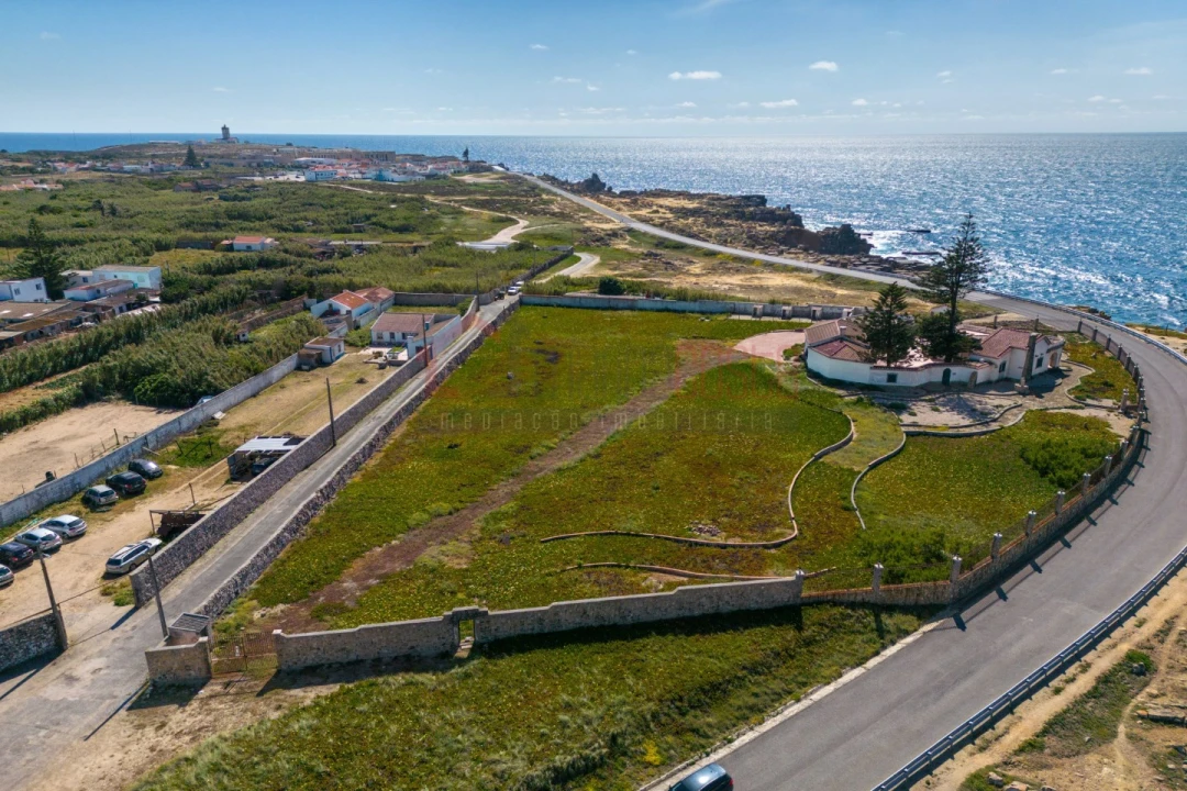 Quinta T3 para Venda em Peniche Foto 3