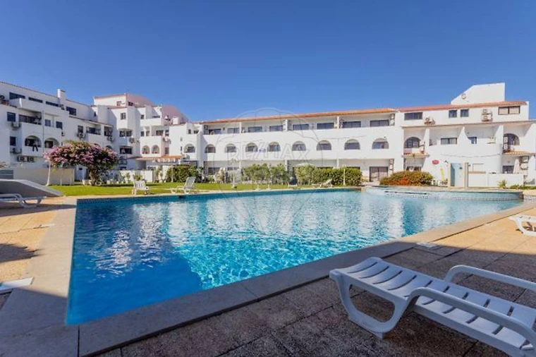 Apartamento T1 para Venda em Vila de Sagres Foto 1