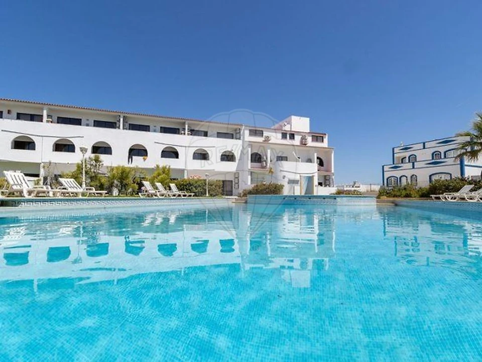 Apartamento T1 para Venda em Vila de Sagres Foto 3