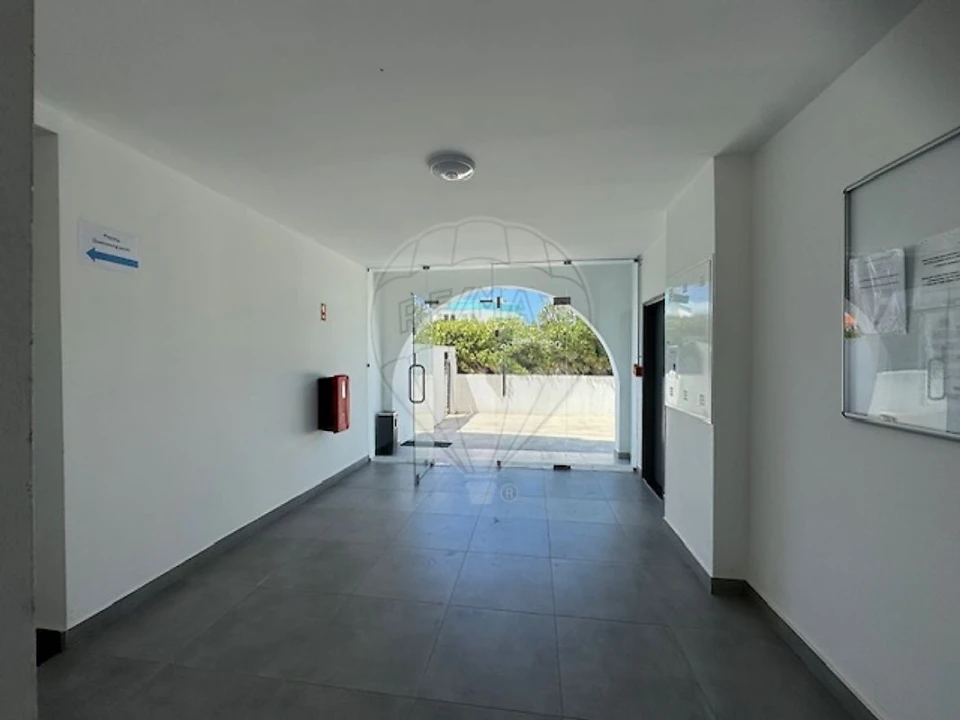 Apartamento T1 para Venda em Vila de Sagres Foto 29
