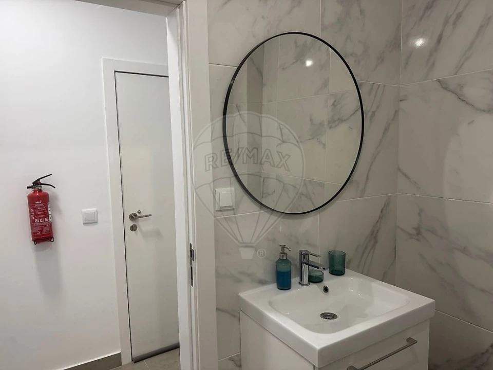 Apartamento T1 para Venda em Vila de Sagres Foto 8