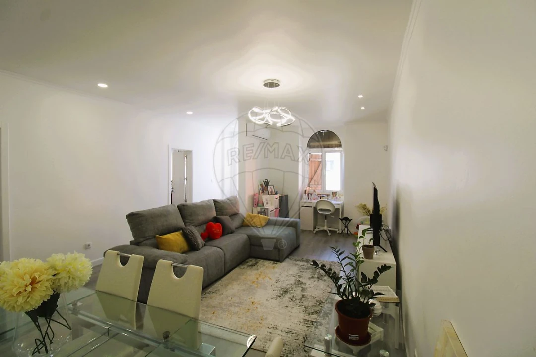 Moradia T2 para Venda em Aveiras de Cima Foto 11