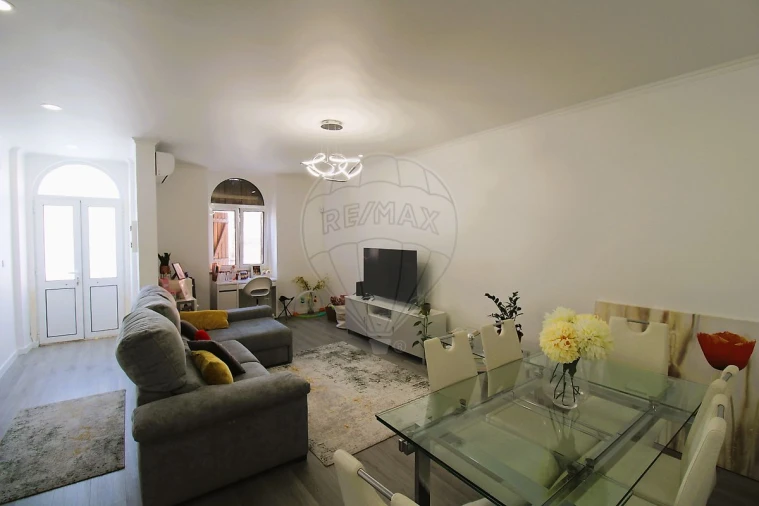 Moradia T2 para Venda em Aveiras de Cima Foto 9