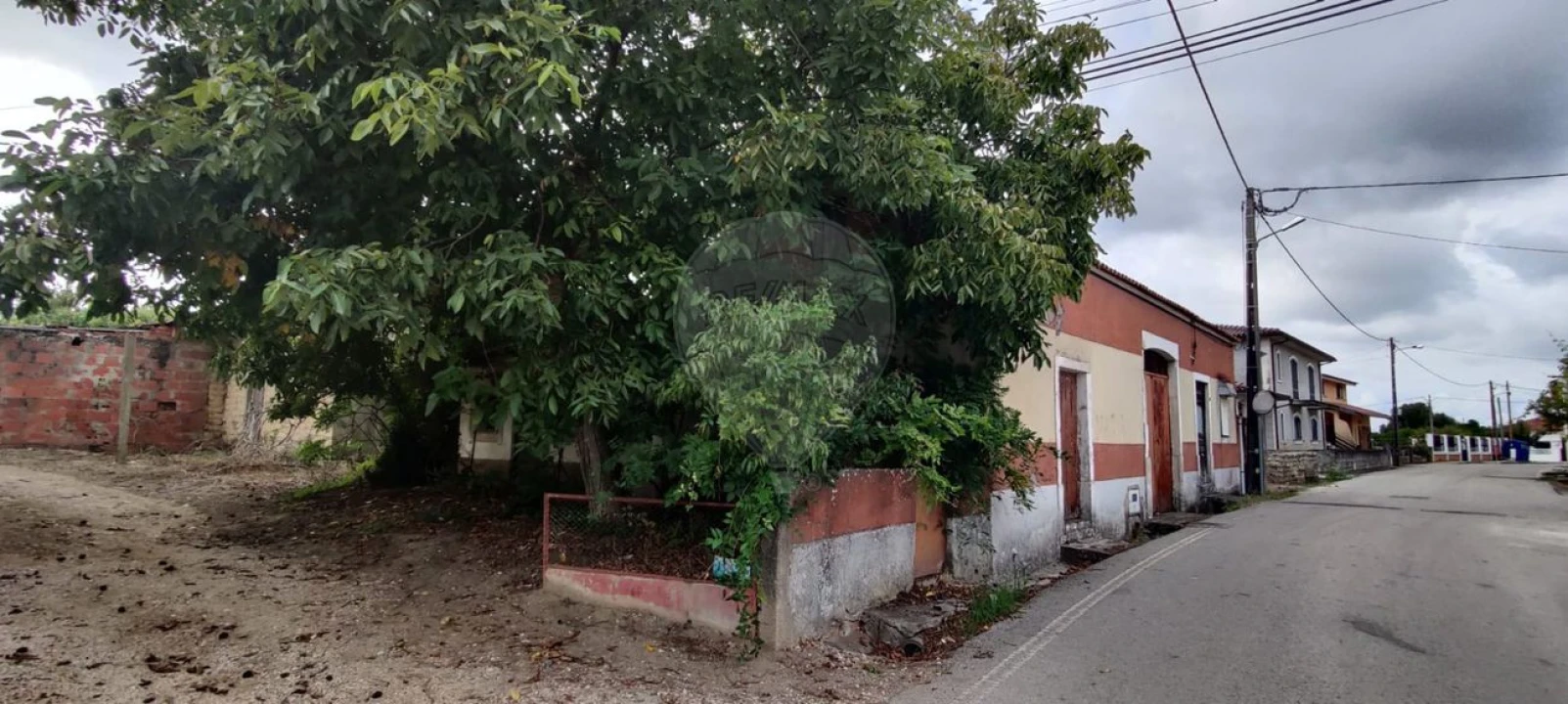 Moradia T5 para Venda em Febres Foto 3