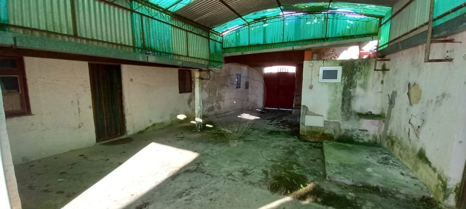 Moradia T5 para Venda em Febres Foto 10