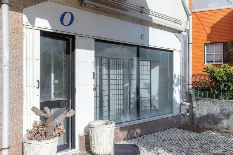 Loja para Venda em Oliveira do Bairro Foto 22