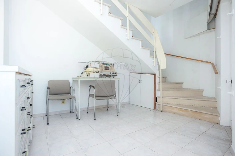 Loja para Venda em Oliveira do Bairro Foto 12