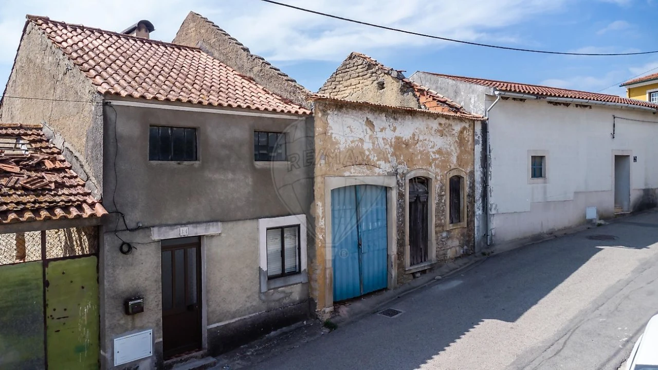 Moradia T1 para Venda em Cordinhã Foto 8