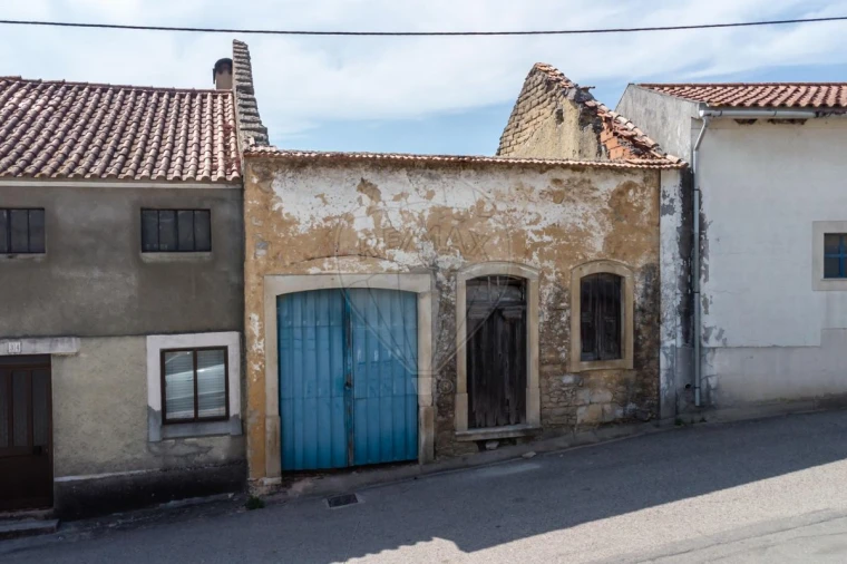 Moradia T1 para Venda em Cordinhã Foto 5