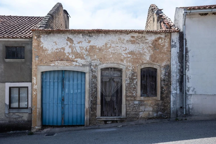 Moradia T1 para Venda em Cordinhã Foto 2