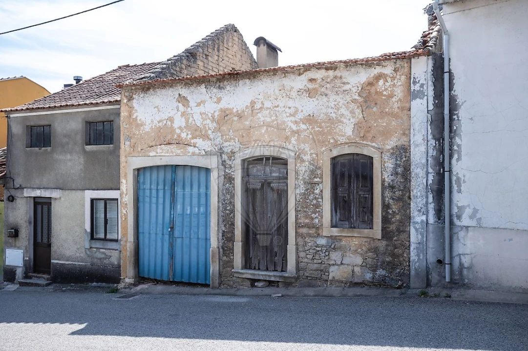 Moradia T1 para Venda em Cordinhã Foto 3