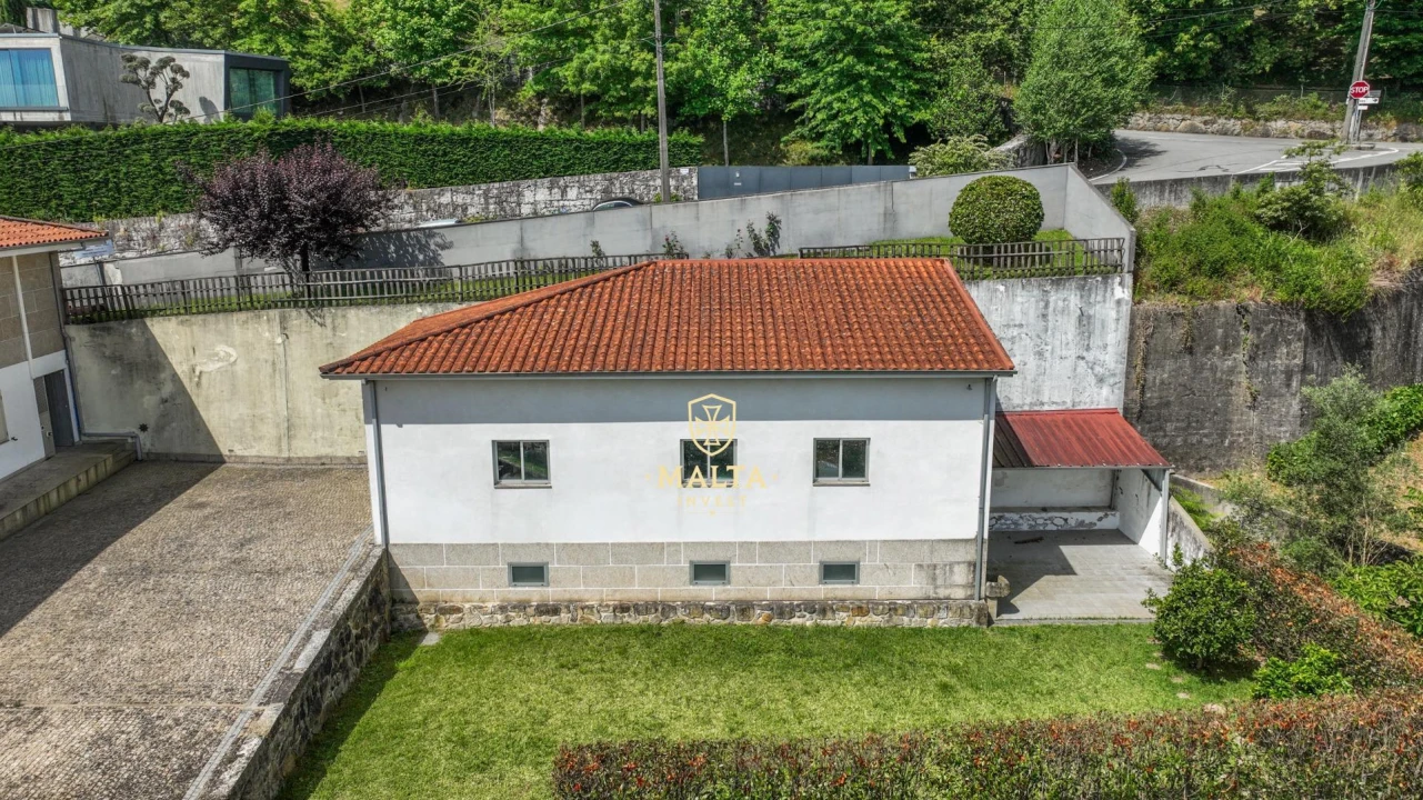 Moradia T5 para Venda em Longos Foto 12