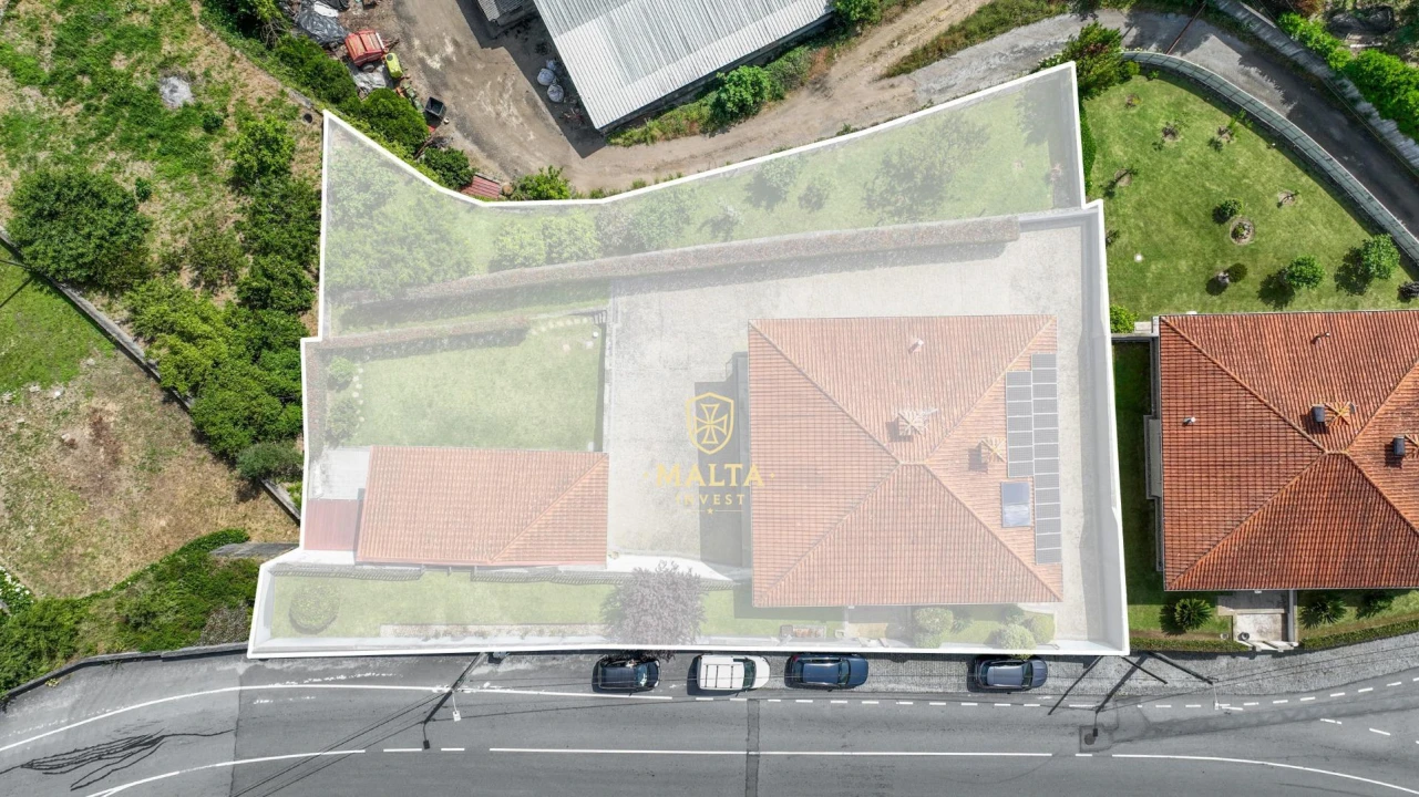 Moradia T5 para Venda em Longos Foto 2