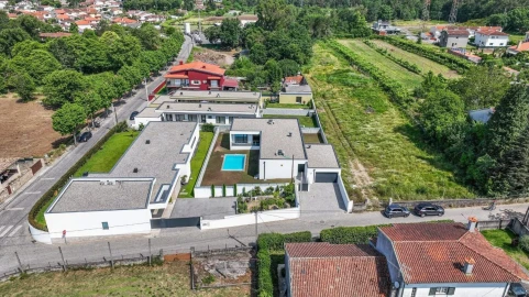 Moradia T3 para Venda em Braga (Maximinos, Sé e Cividade)