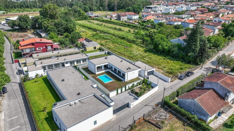 Moradia T3 para Venda em Braga (Maximinos, Sé e Cividade) Foto 22