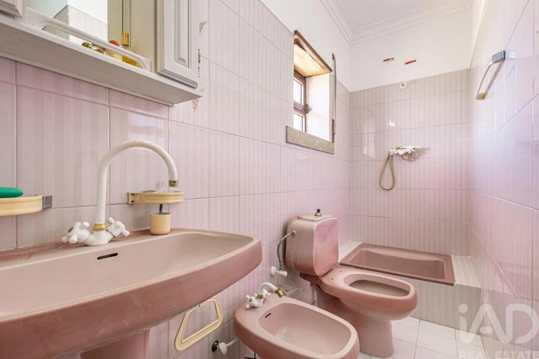 Moradia T5 para Venda em Landal Foto 18