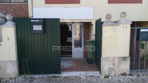 Apartamento para Venda em Corroios